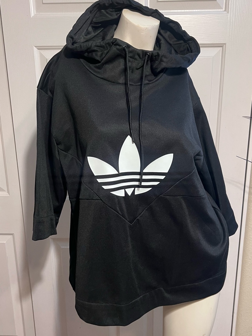 Adidas Originals 3/4 Dolman sleeve Black Hooded Sweatshirt with White Trefoil